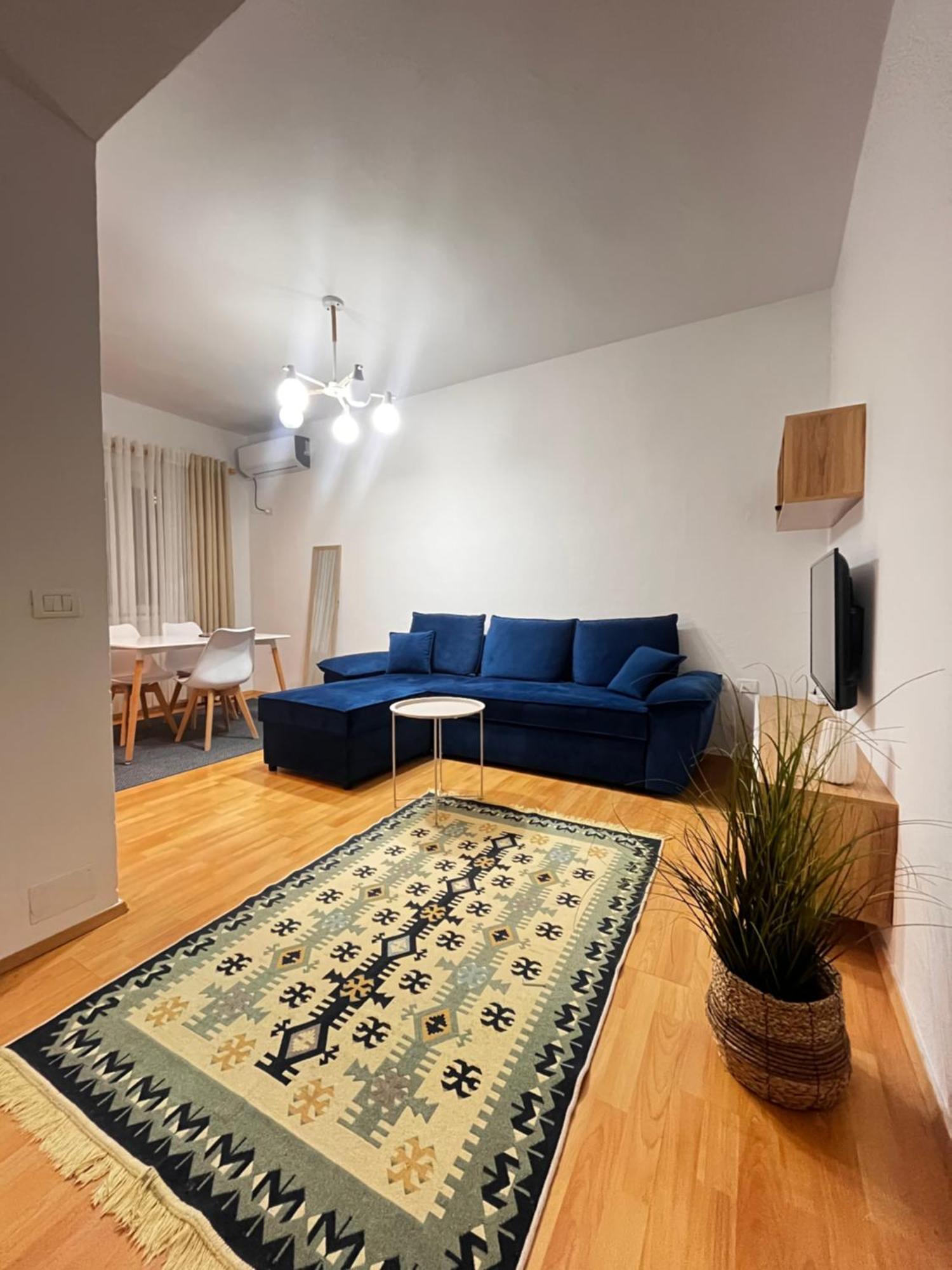 Ferienwohnung A Casa Dei Nonni Tirana Exterior foto